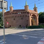 With Entresol Old Town Apartment Krakau