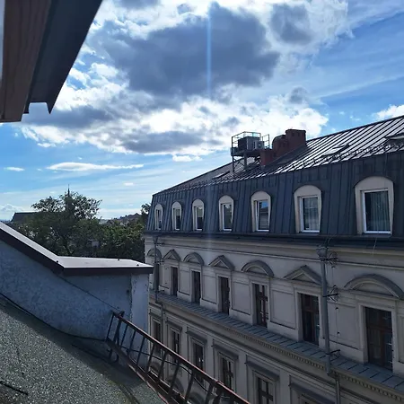 With Entresol Old Town